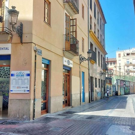 Hogar Vera Apartments&Bikes バレンシア エクステリア 写真