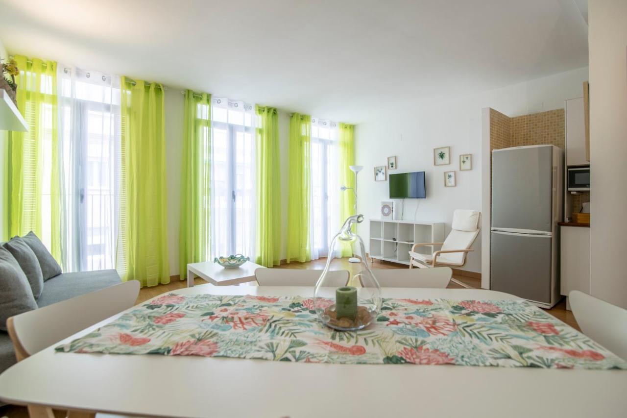 Hogar Vera Apartments&Bikes バレンシア エクステリア 写真