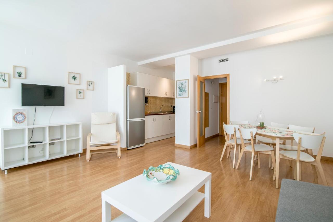 Hogar Vera Apartments&Bikes バレンシア エクステリア 写真