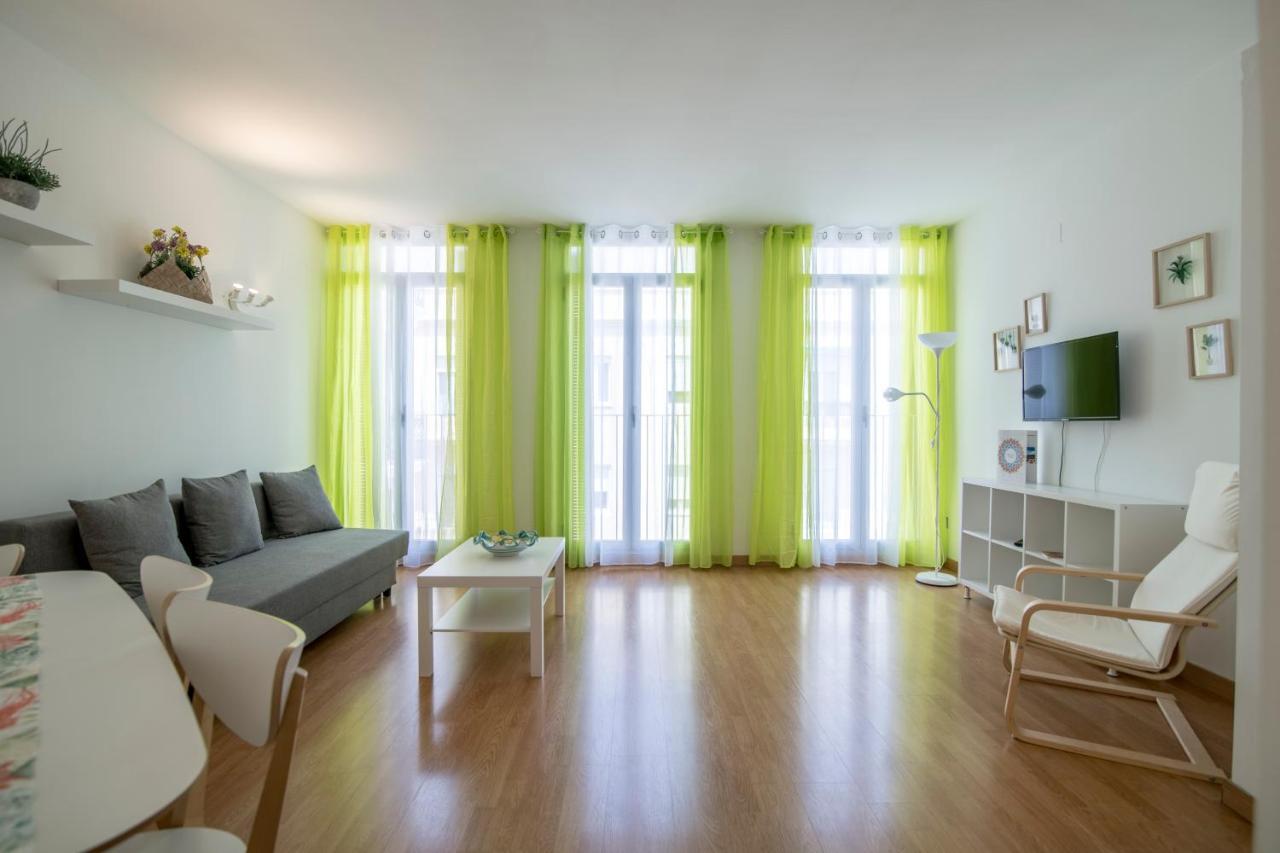 Hogar Vera Apartments&Bikes バレンシア エクステリア 写真