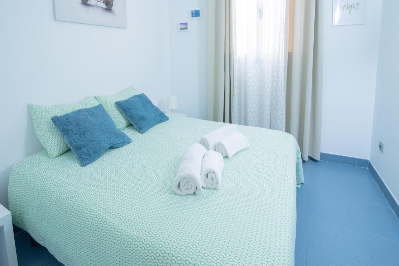 Hogar Vera Apartments&Bikes バレンシア エクステリア 写真