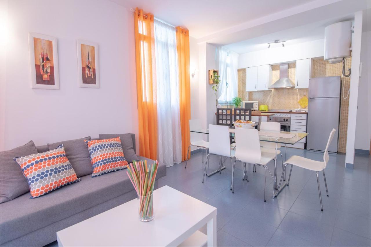 Hogar Vera Apartments&Bikes バレンシア エクステリア 写真