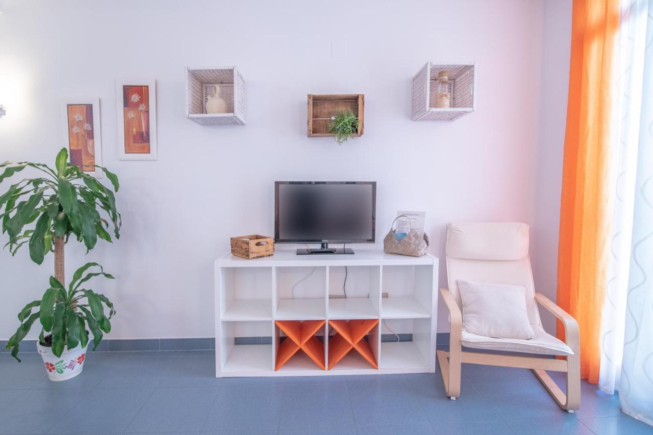 Hogar Vera Apartments&Bikes バレンシア エクステリア 写真