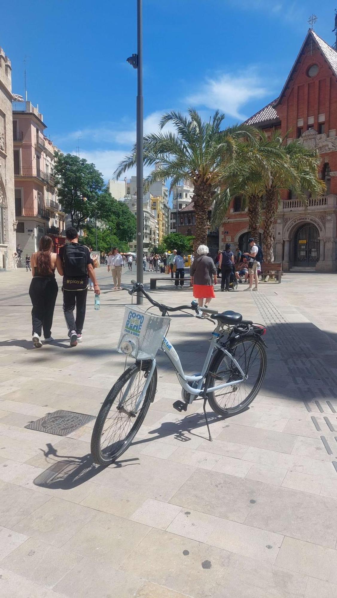Hogar Vera Apartments&Bikes バレンシア エクステリア 写真