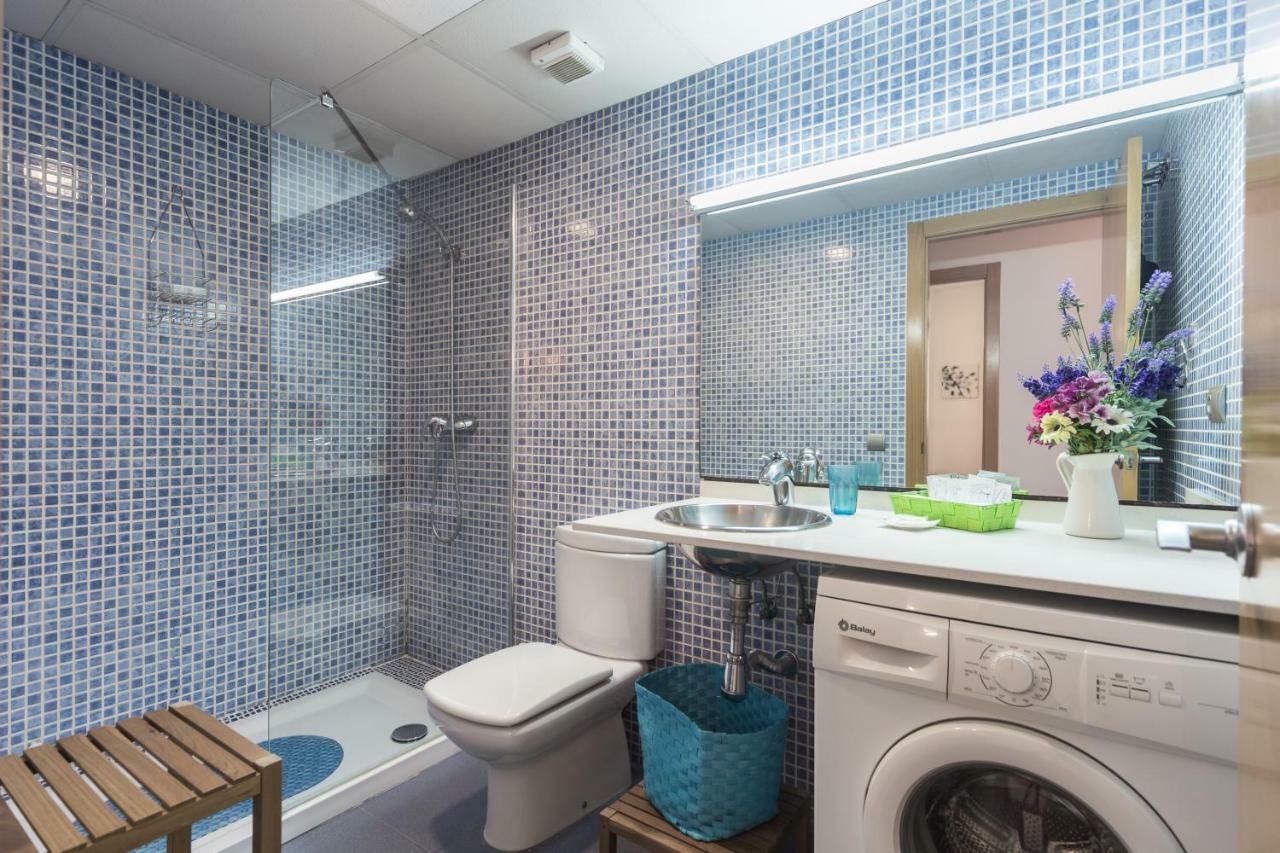 Hogar Vera Apartments&Bikes バレンシア エクステリア 写真